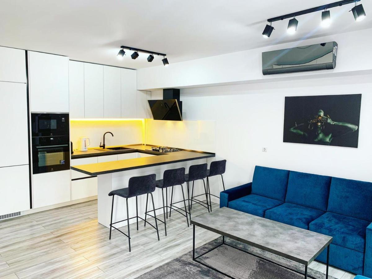 White Vibe Apartment คลูจ-นาโปกา ภายนอก รูปภาพ